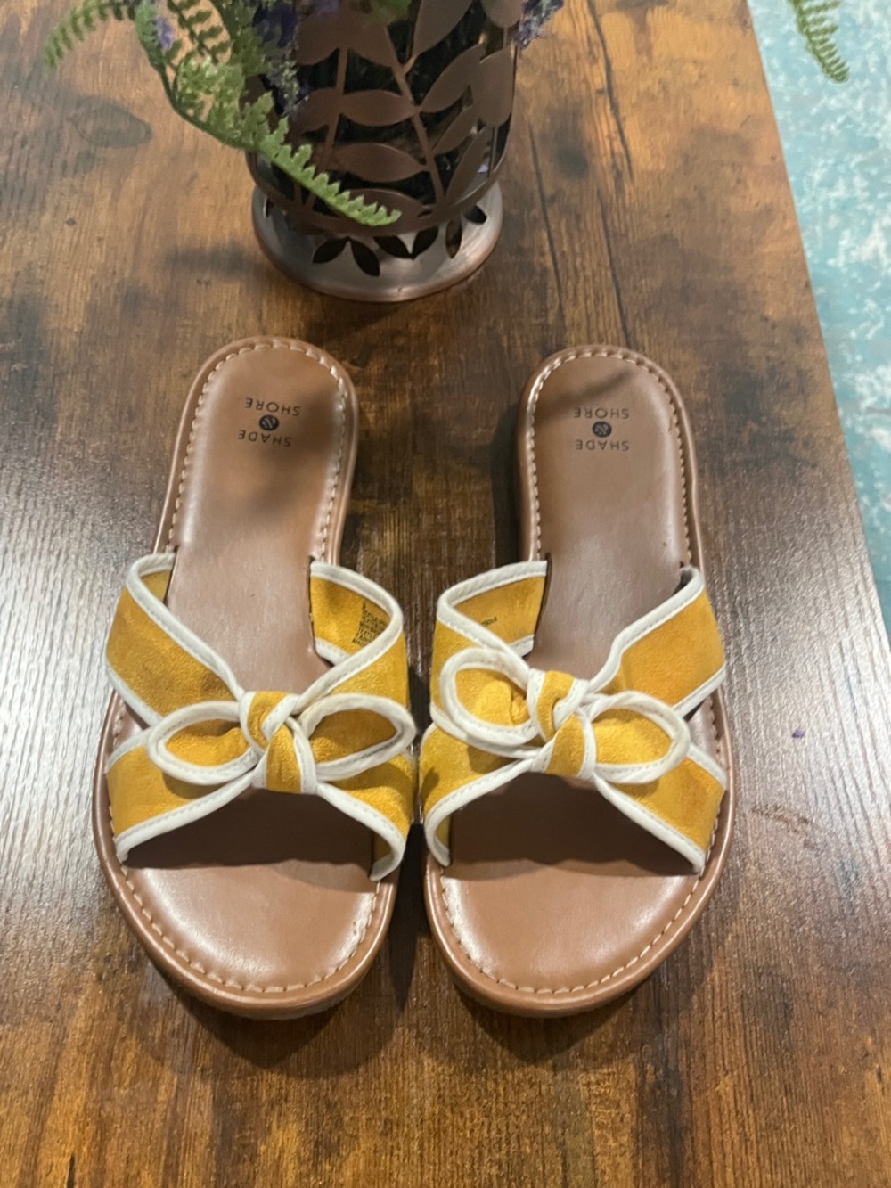 Shade & Shore Yellow Bow Slide Sandals SIZE 9